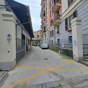 Gæstehus Real, La Spezia