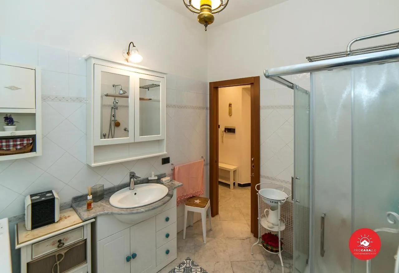 Holly House Apartment La Spezia 0*,